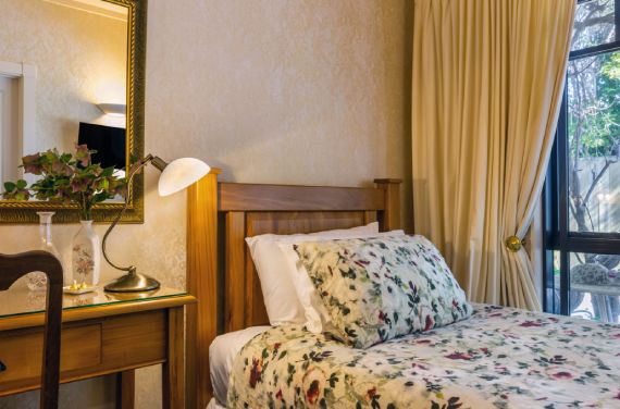 Major's Suite (Accessible)